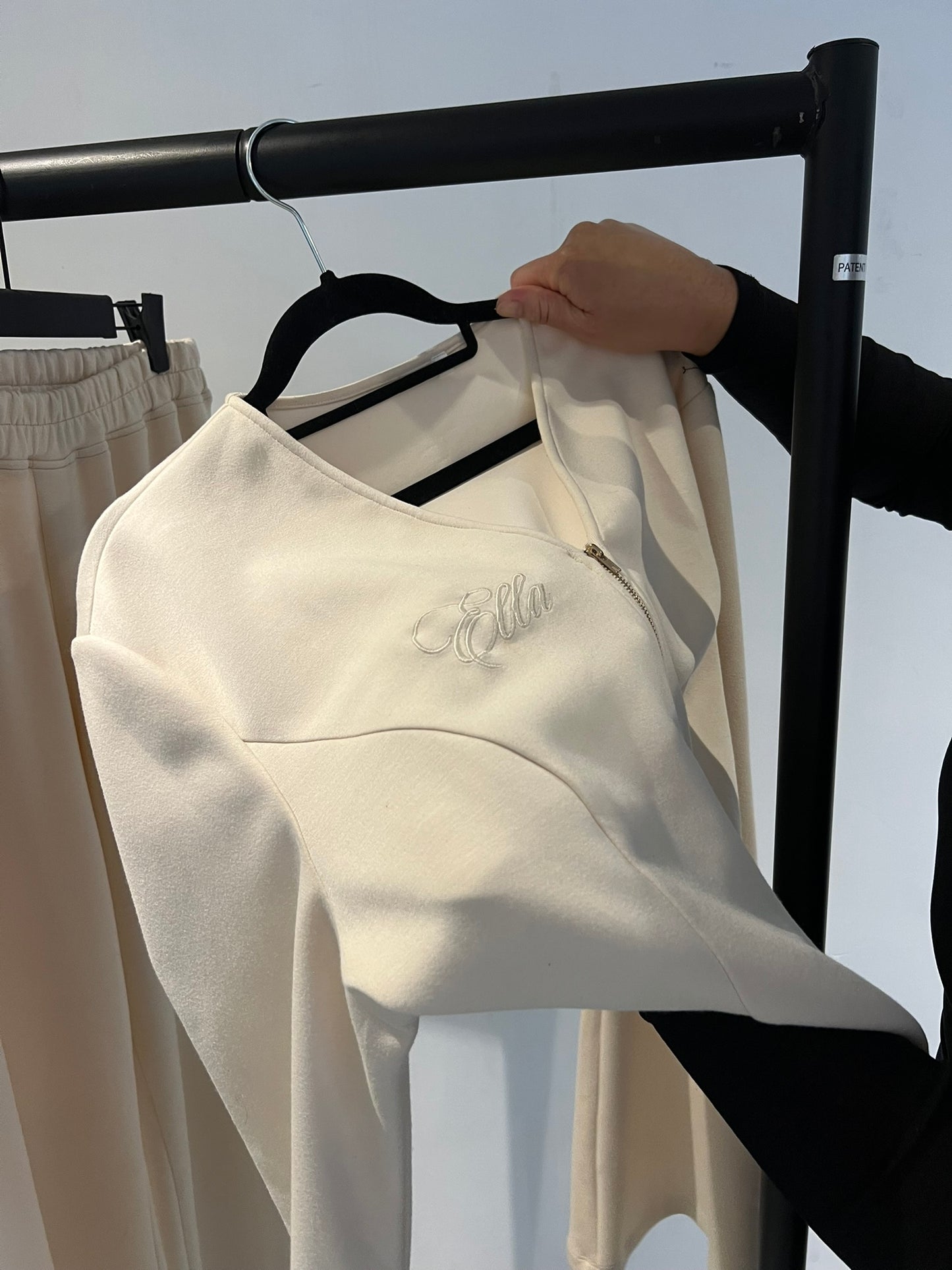 The Sculpted Top